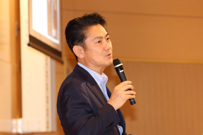 衆議院議員 山下 貴司 氏による中学3年生対象講演会