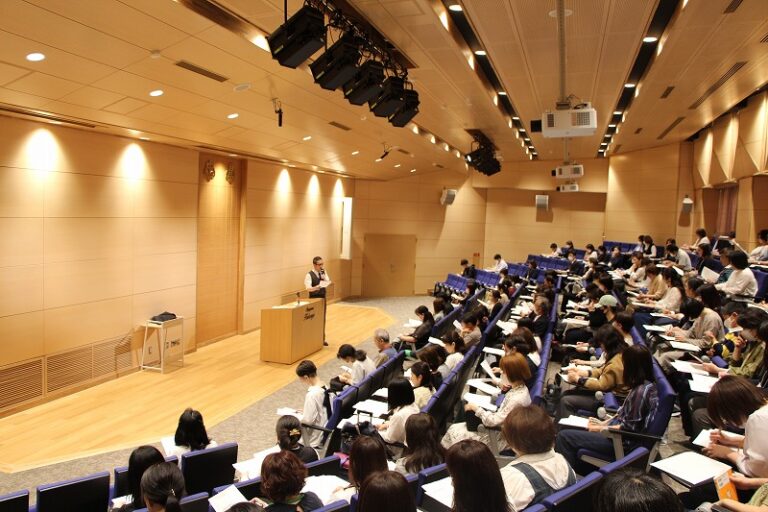 高校2年中学2年授業参観･学年懇談会