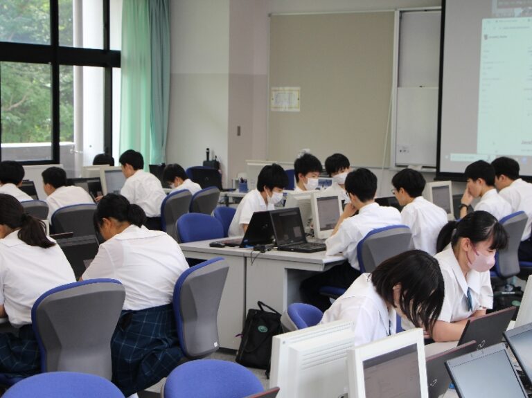東京大学プログラミングサークルによるプログラミング講座受講