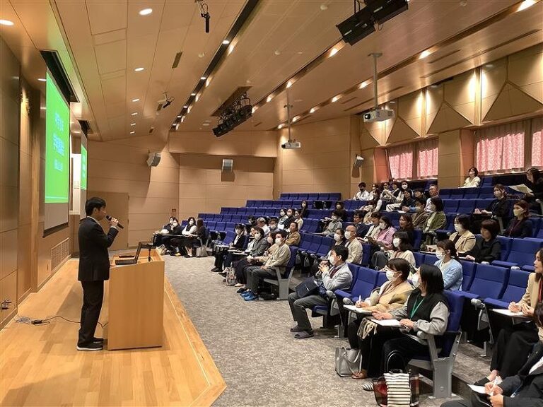 中学1年・高校1年授業参観と懇談会